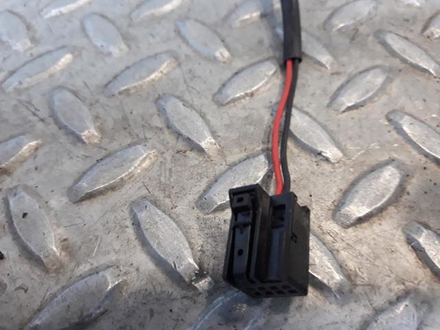 MERCEDES 2117200635 Cerradura de puerta delantera derecha  en stock Terrassa
