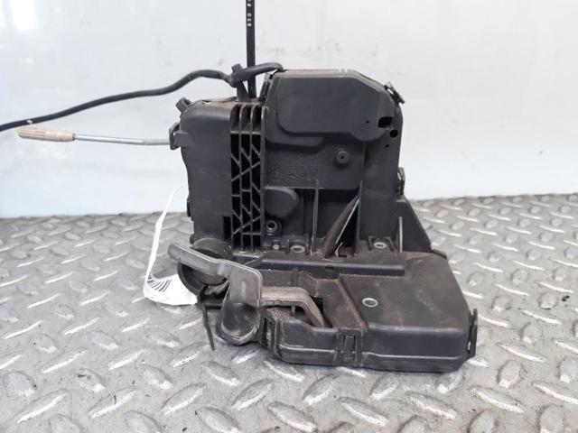 2117200635 Cerradura de puerta delantera derecha  disponible Málaga