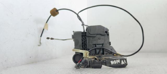 2117200635 MERCEDES Cerradura de puerta delantera derecha comprar Madrid