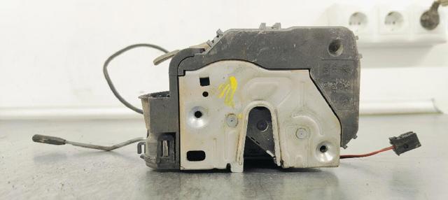 2117200635 Cerradura de puerta delantera derecha comprar Sevilla