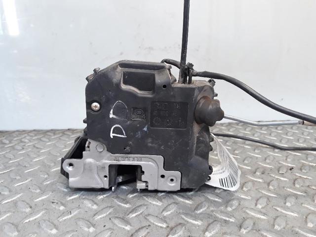 2117200635 MERCEDES Cerradura de puerta delantera derecha  disponible Alicante