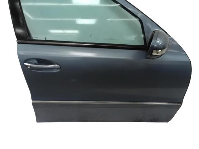 211720140528 Mercedes