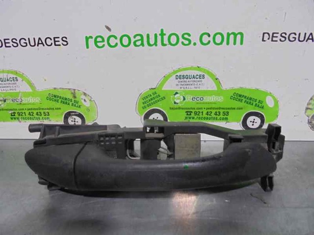 Tirador de puerta exterior delantero derecha 2117602070 Mercedes