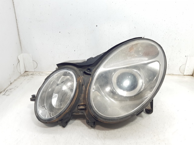 Faros delanteros para Mercedes E  (W211)