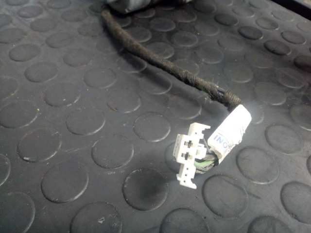 2118203042 Motor del elevalunas de la puerta delantera derecha comprar Girona