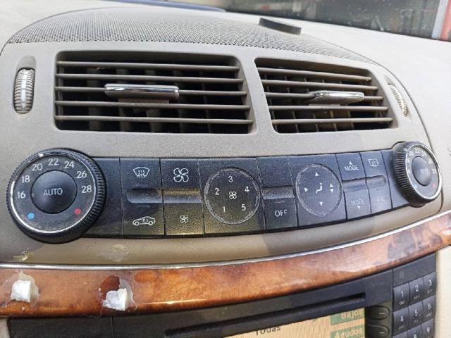 MERCEDES 2118300490 Unidad de control aire acondicionado  en stock Terrassa