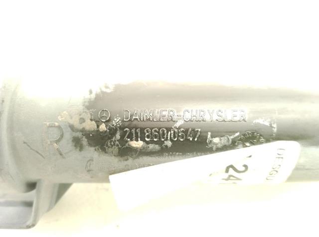 MERCEDES 2118600647 Tobera del lavador de faro delantero derecho  en stock Terrassa