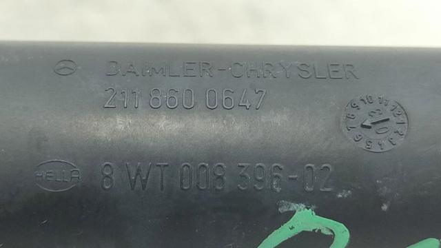 MERCEDES 2118600647 Tobera del lavador de faro delantero derecho  disponible Lugo