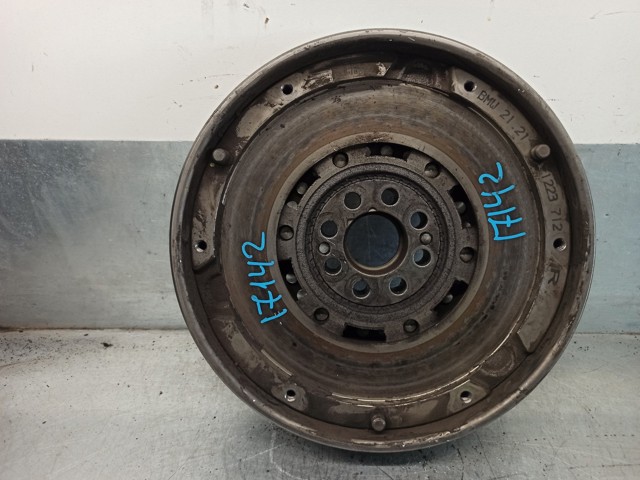 21211223712 BMW