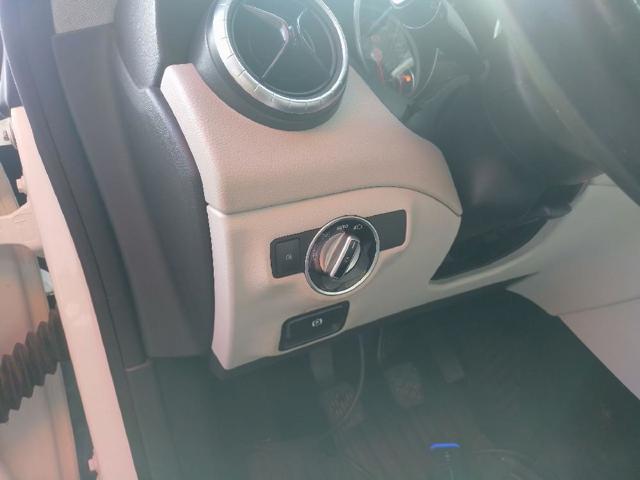 2129050551 Mercedes