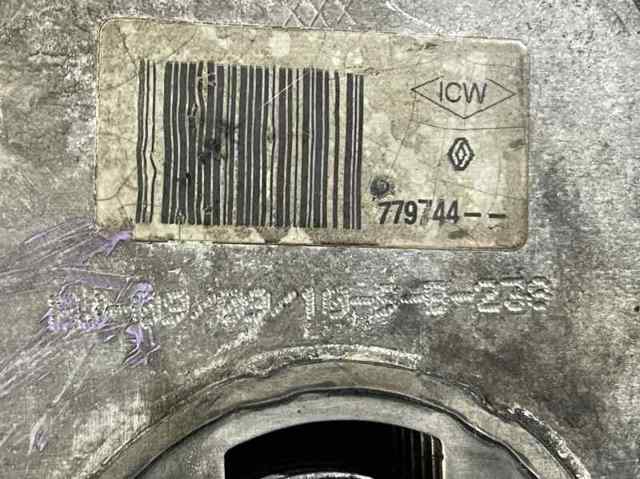 2130000Q0B NISSAN Radiador de aceite debajo del filtro comprar Bilbao