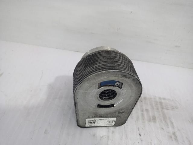 RENAULT 213059324R Radiador de aceite debajo del filtro  en stock Terrassa