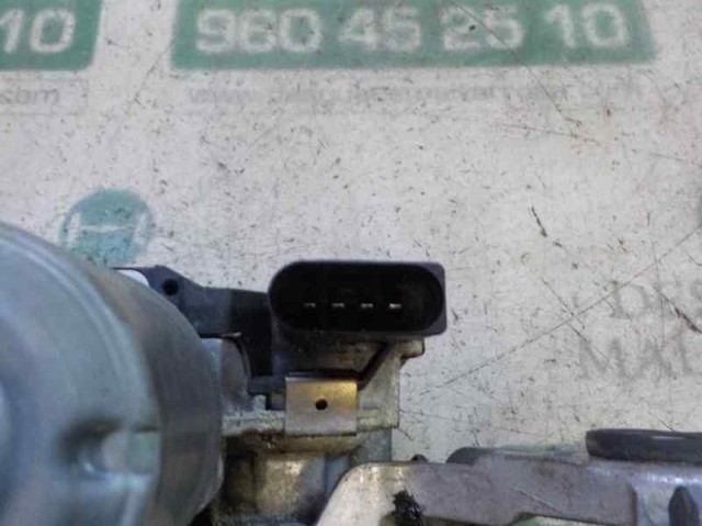FORD 2135685 Motor limpiaparabrisas delantero derecho  disponible Lugo