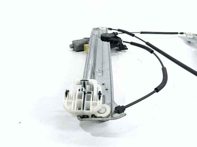 2138696 Ford