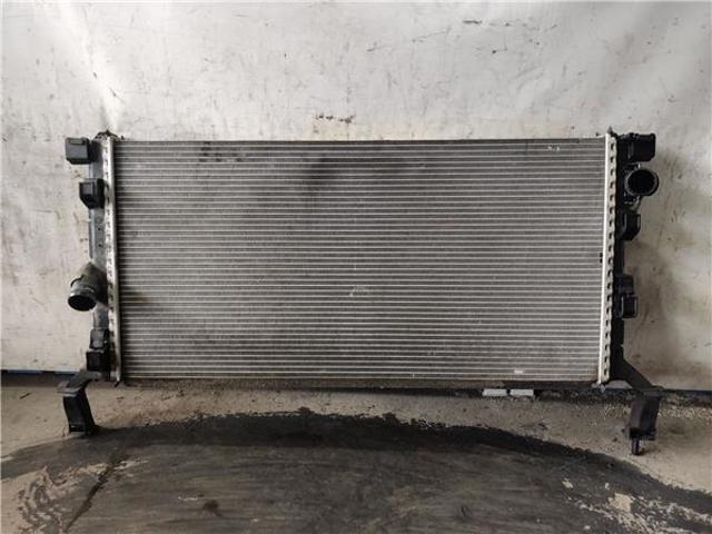 RENAULT 214100004R Radiador comprar Barcelona
