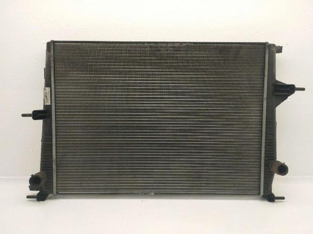 214100014R Radiador  en stock Granada
