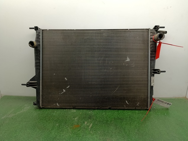 Comprar Radiador de refrigeración del motor Renault Fluence  L3 a bajo precio