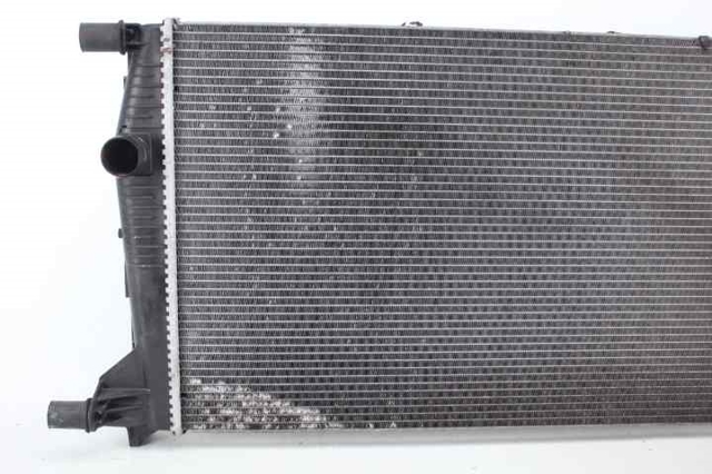 214100016R Radiador de refrigeración del motor  comprar en Zaragoza