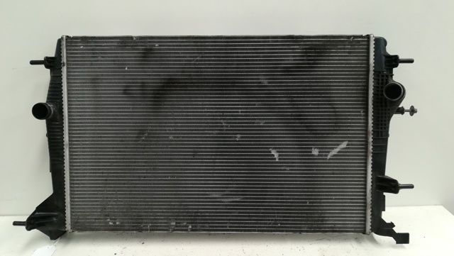 214100017R RENAULT Radiador comprar Alcalá
