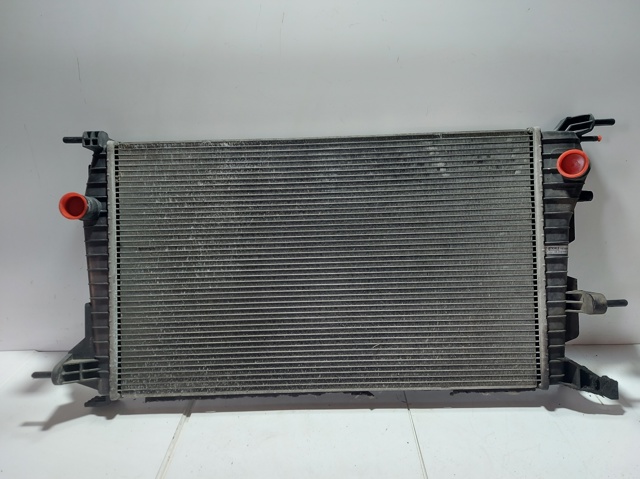 214100068R Radiador  en stock Sabadell