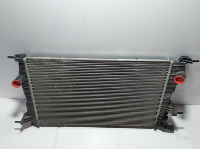 214100068R RENAULT Radiador  en stock Gandía