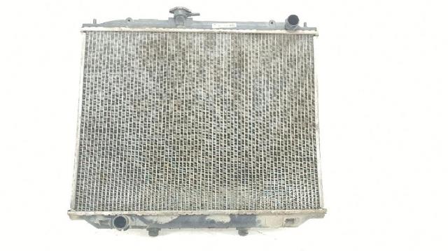Radiador del motor 214100F121 NISSAN