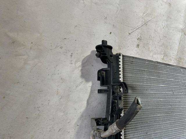 214102845R Radiador de refrigeración del motor  disponible Utrera
