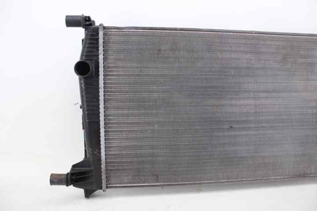 214105378R Radiador de refrigeración del motor  disponible Utrera