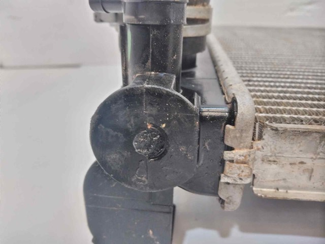 214105FA0B Radiador de refrigeración del motor  disponible Utrera