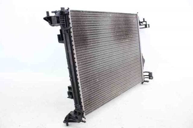 RENAULT 214108175R Radiador  en stock Salamanca