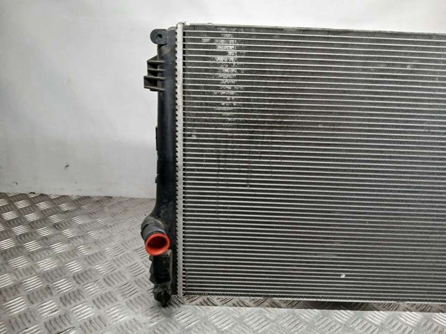 RENAULT 214108607R Radiador de refrigeración del motor  disponible Valladolid