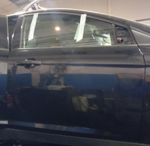 2147844 FORD Puerta delantera derecha  en stock Córdoba