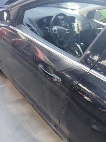 Puerta delantera izquierda Ford Focus 3 CB8