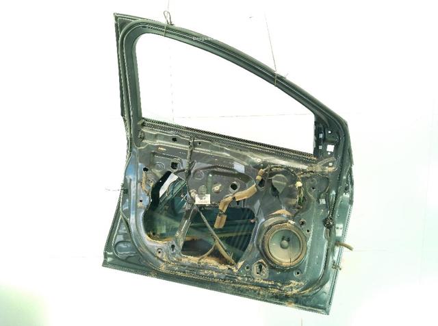Puerta delantera izquierda Ford Focus 3 CB8