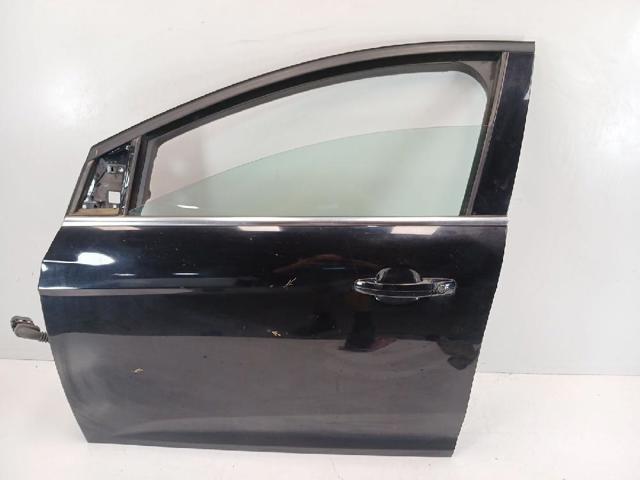 Puerta delantera izquierda Ford Focus 3 CB8