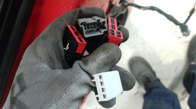 Puerta delantera izquierda Ford Focus 3 CB8