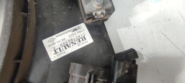 RENAULT 214818009R Difusor del radiador de refrigeración con motor y hélice  disponible Valladolid