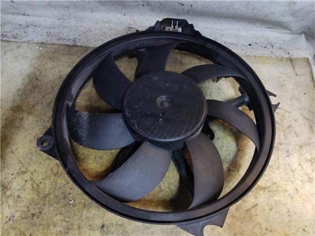 RENAULT 214819402R Ventilador del motor comprar Barcelona