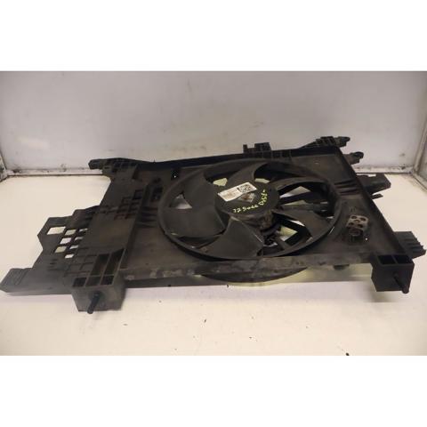 214819914R Difusor del radiador de refrigeración con motor y hélice  disponible Burgos