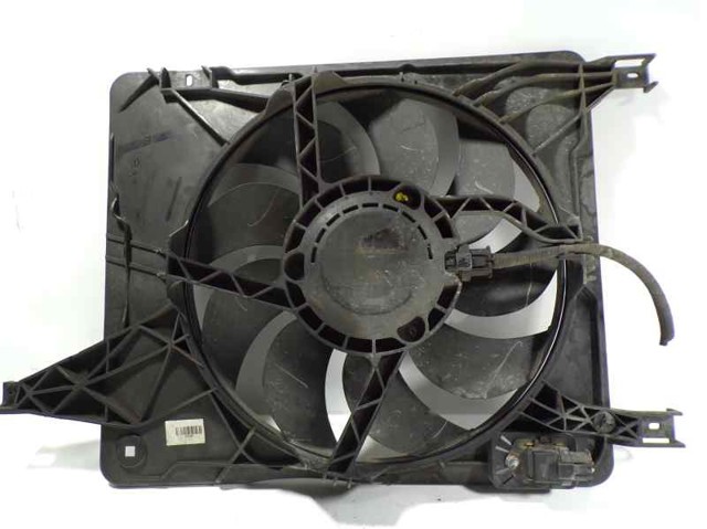 21481JD200 Difusor del radiador de refrigeración con motor y hélice  disponible Utrera