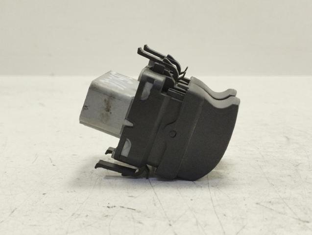RENAULT 214939A Interruptor de elevalunas delantera izquierda  en stock Salamanca
