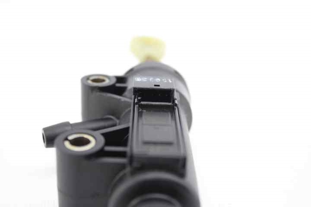 21526758822 BMW Cilindro maestro de embrague  en stock Huelva