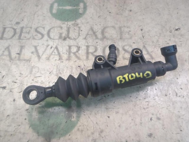 Cilindro maestro de clutch 21526774078 BMW