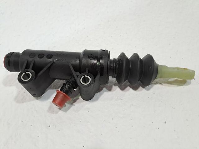21526774078 Cilindro maestro de embrague  disponible Málaga