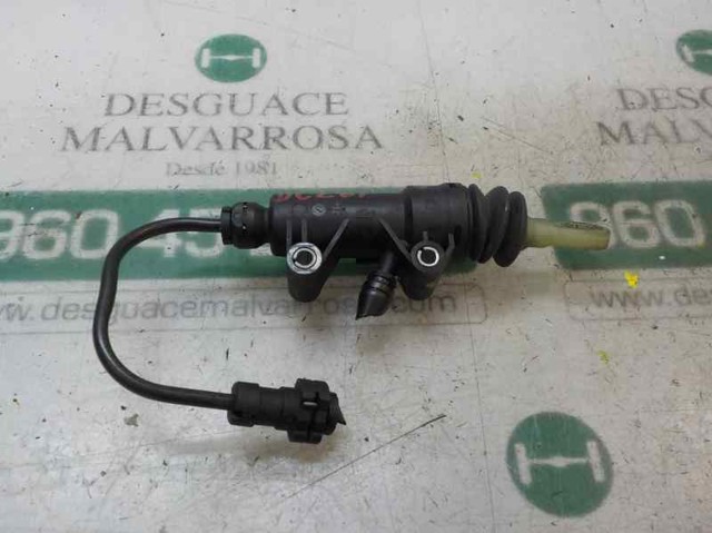 Cilindro maestro de clutch 21526774078 BMW