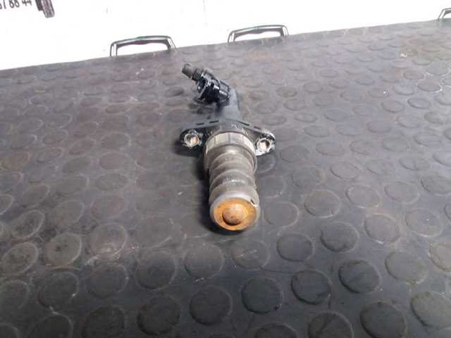 21526774078 BMW Cilindro maestro de embrague  disponible Ourense