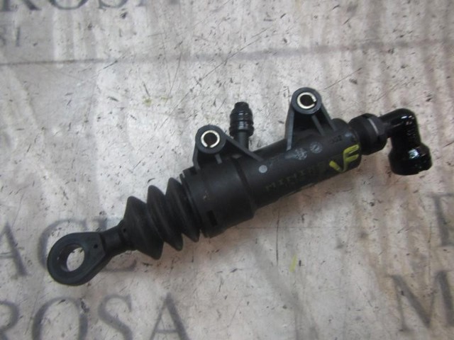 Bomba de embrague 21526774078 BMW