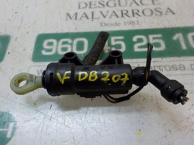 21526777344 BMW