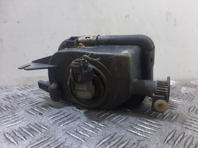 MERCEDES 2158200656 Faro antiniebla derecho  disponible España
