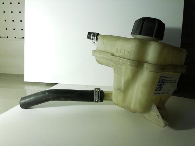 NISSAN 21721JD00B Vaso de expansión  en stock Terrassa